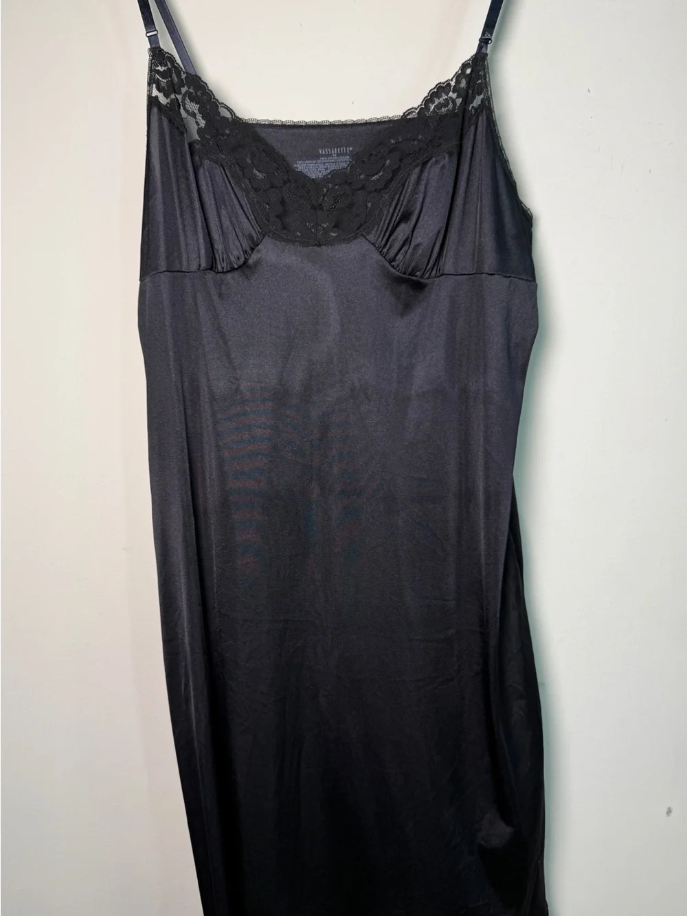 Vassarette Vintage Black Lace Full Slip Dress Adjustable Straps Sz 44 12